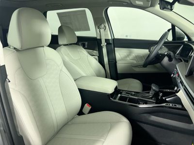 2026 Kia Sorento - Photo 33
