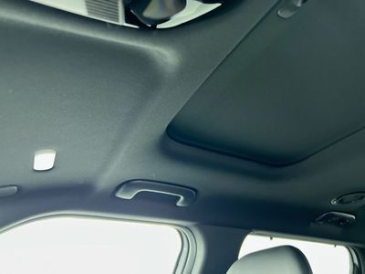 2027 Kia Telluride - Photo 19