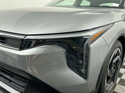 2025 Kia K4 - Photo 11