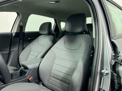 2025 Kia K4 - Photo 14