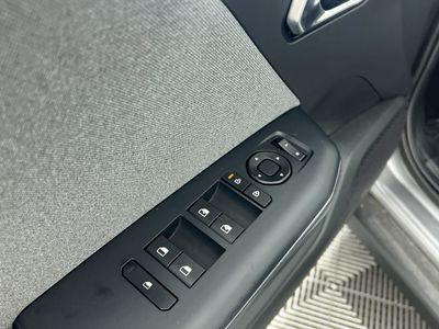 2025 Kia K4 - Photo 16