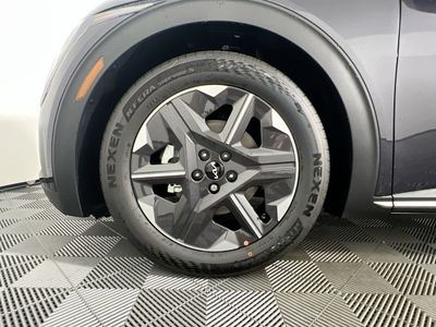 2025 Kia EV6 - Photo 13