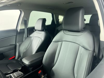 2026 Kia Sportage — photo 14 view