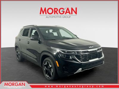 2026 Kia Seltos EX in Fusion Black — front three-quarter view