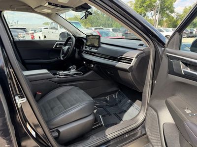 2025 Mitsubishi Outlander - Photo 30