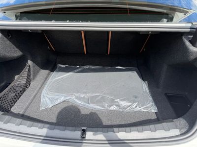 2025 BMW 3 Series - Photo 37
