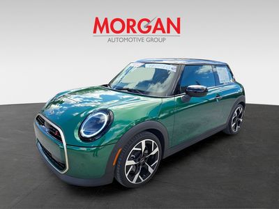 2025 MINI Hardtop 2 Door - Photo 2