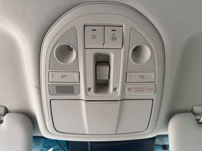 2021 Genesis G70 - Photo 28