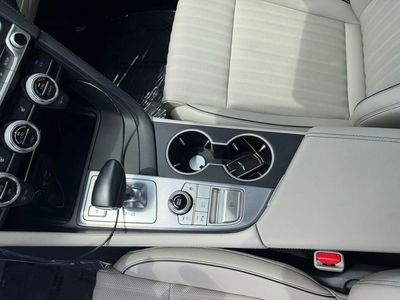 2021 Genesis G70 - Photo 24