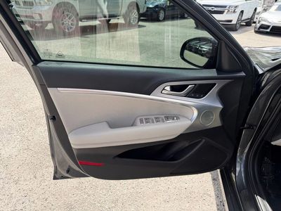 2021 Genesis G70 - Photo 13