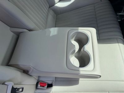 2021 Genesis G70 - Photo 34