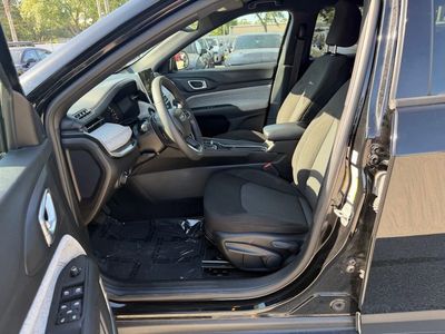 2023 Jeep Compass - Photo 16