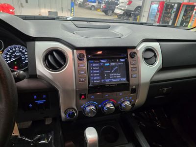 2018 Toyota Tundra 4WD - Photo 23