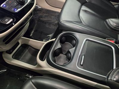 2023 Chrysler Pacifica - Photo 24
