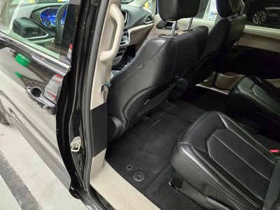 2023 Chrysler Pacifica - Photo 27