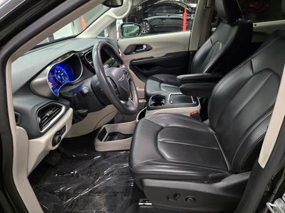 2023 Chrysler Pacifica - Photo 16
