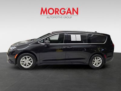 2023 Chrysler Pacifica - Photo 3