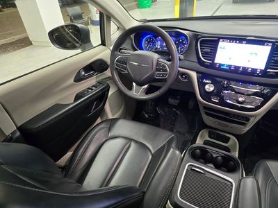 2023 Chrysler Pacifica - Photo 35