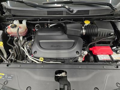 2023 Chrysler Pacifica - Photo 12