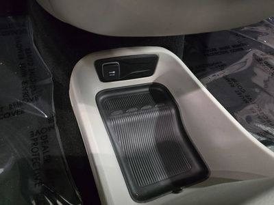 2023 Chrysler Pacifica - Photo 25