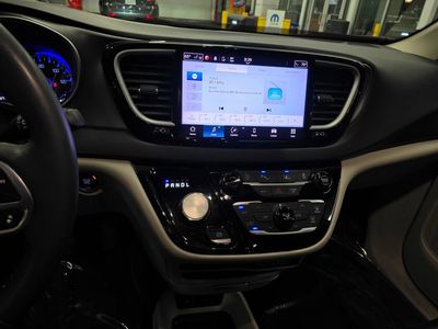 2023 Chrysler Pacifica - Photo 21
