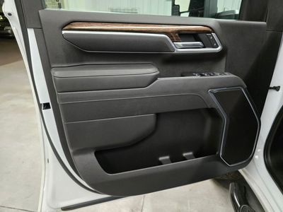 2025 GMC Sierra 2500HD - Photo 17