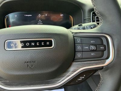 2024 Jeep Wagoneer - Photo 19
