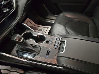 2021 Toyota Highlander - Photo 25