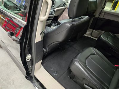 2024 Chrysler Pacifica - Photo 27