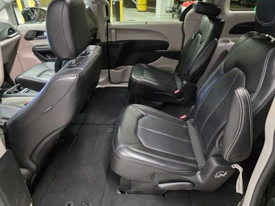 2024 Chrysler Pacifica - Photo 28