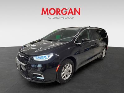 2024 Chrysler Pacifica - Photo 2