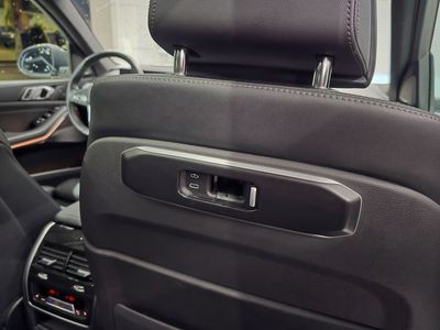2025 BMW X5 - Photo 35