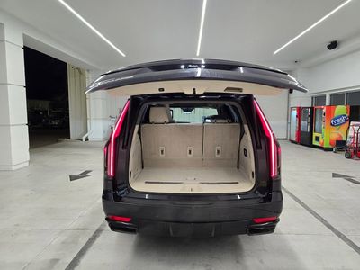 2023 Cadillac Escalade - Photo 46