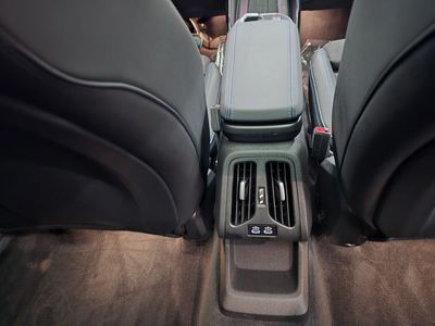 2025 BMW X1 - Photo 33