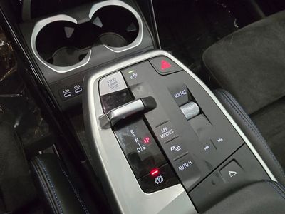 2025 BMW X1 - Photo 26