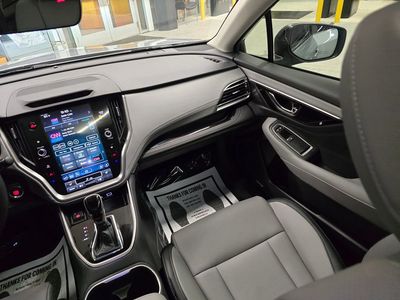 2025 Subaru Outback - Photo 36