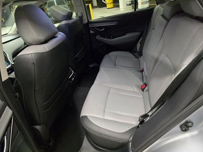 2025 Subaru Outback - Photo 30