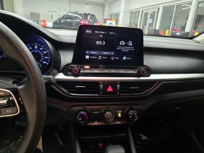 2023 Kia Forte - Photo 21