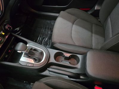 2023 Kia Forte - Photo 23