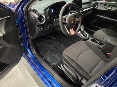 2023 Kia Forte - Photo 15