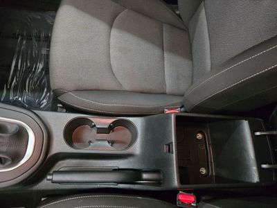 2023 Kia Forte - Photo 24