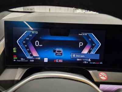 2026 BMW X3 — photo 21 view
