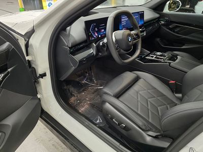 2026 BMW 5 Series - Photo 16