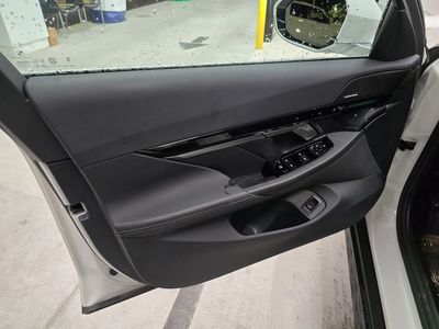 2026 BMW 5 Series - Photo 14