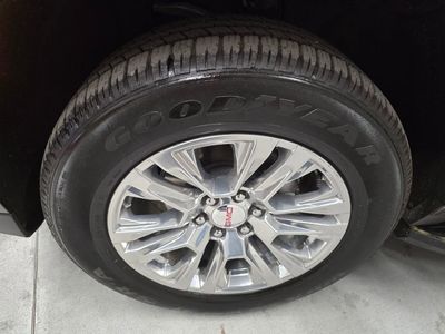 2024 GMC Yukon XL - Photo 10