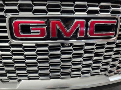 2024 GMC Yukon XL - Photo 9