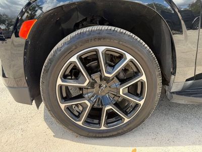 2021 Chevrolet Suburban - Photo 9