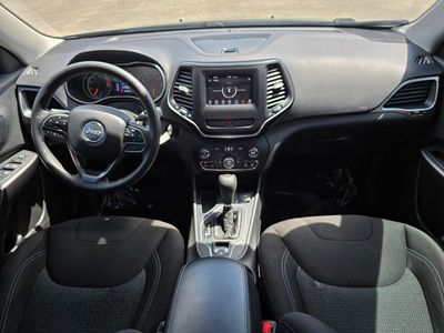2019 Jeep Cherokee - Photo 35