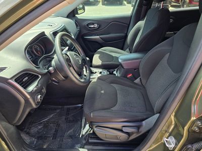 2019 Jeep Cherokee - Photo 16