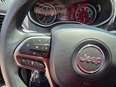 2019 Jeep Cherokee - Photo 18